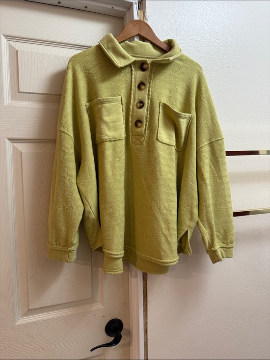 American Eagle Outfitters Tops - American Eagle Outfitters Lime Green Button-Up Pullover Sweatshirt